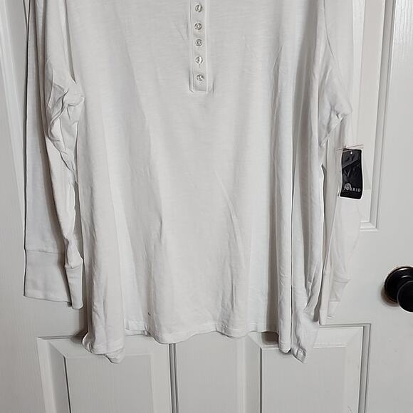 Torrid Bright White Supersoft Slub Scoop Neck Henley Tee, NWT, 3X - Picture 3 of 8